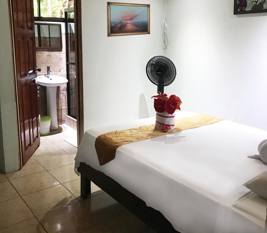 Manuel Antonio Hostel Resort Luaran gambar