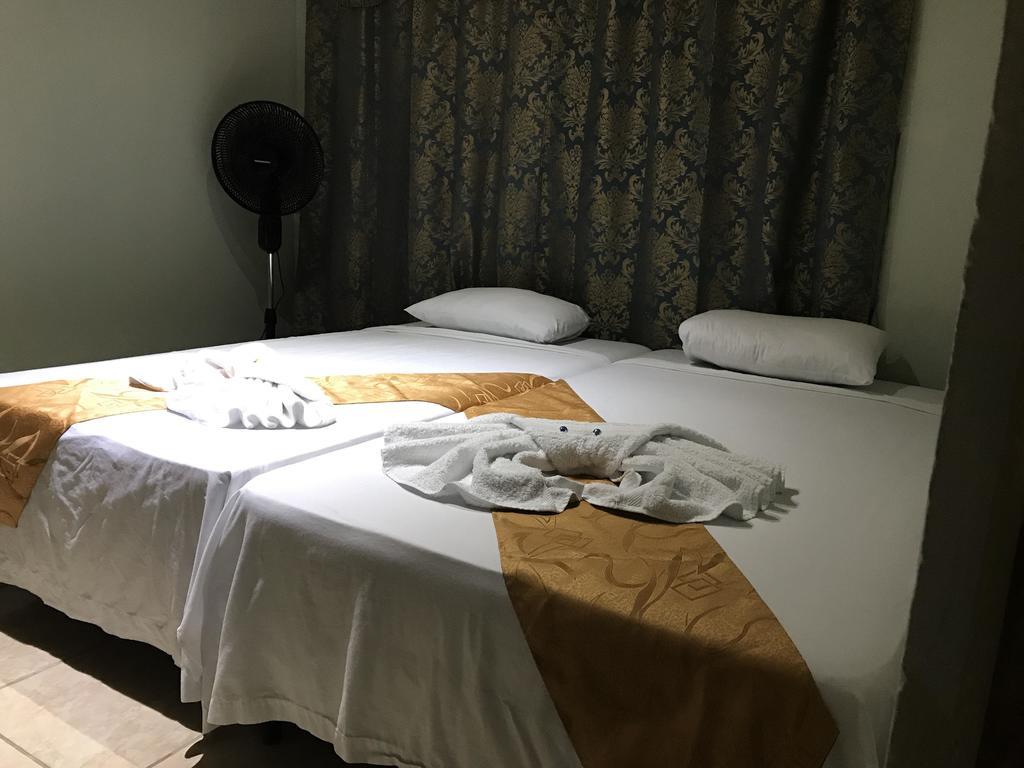 Manuel Antonio Hostel Resort Luaran gambar