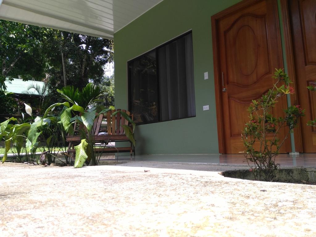 Manuel Antonio Hostel Resort Luaran gambar